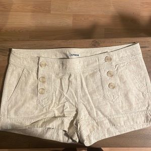Express Shorts